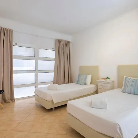 Vila Jardin D'eden By Interhome